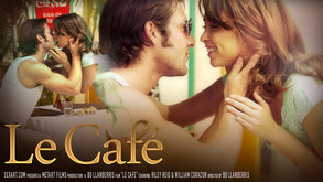 Le ‘Cafe – Riley Reid par Bo llanberris